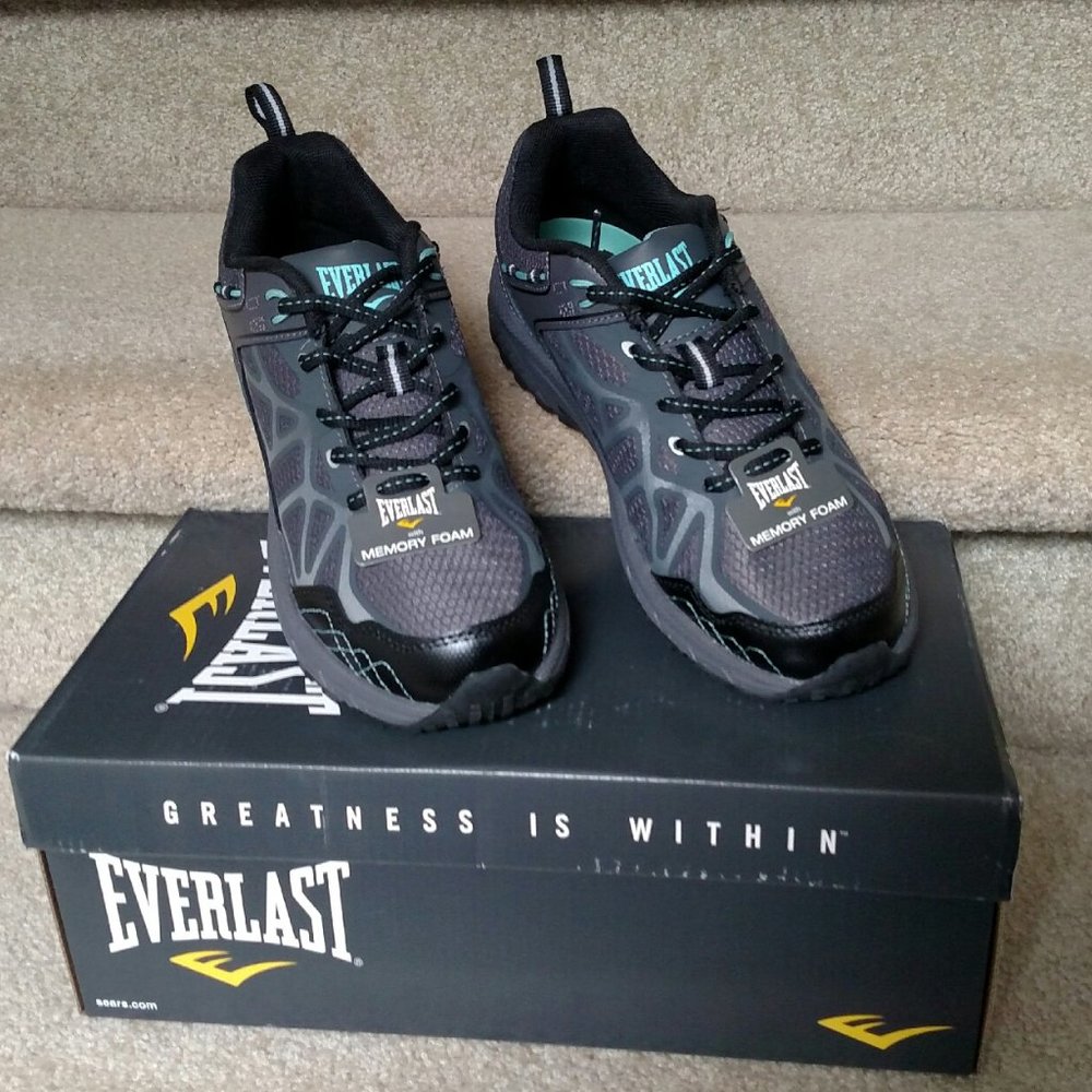 everlast athletic shoes, size 8M